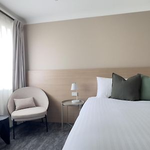 Executive Queen Room